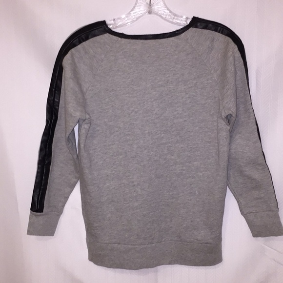 Chelsea & Voilet 3/4 Lengths Sleeve Sweatshirt - Picture 2 of 4